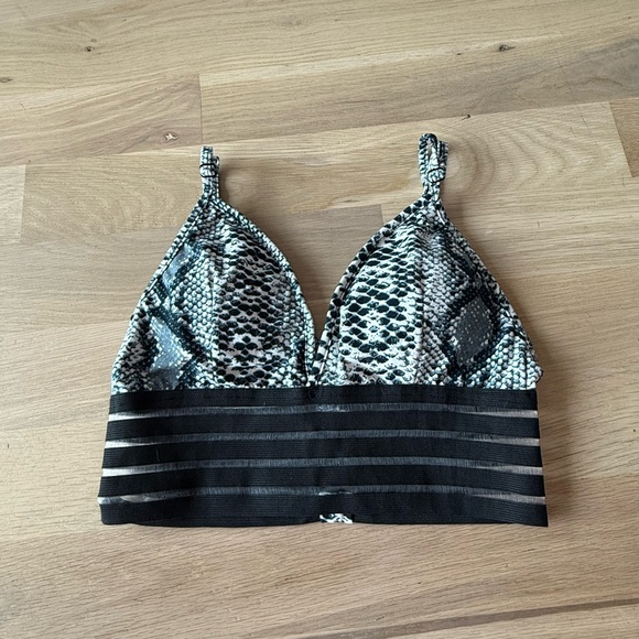 Other - Sexy soft Snakeskin Print Bralette/ Sports bra top S
